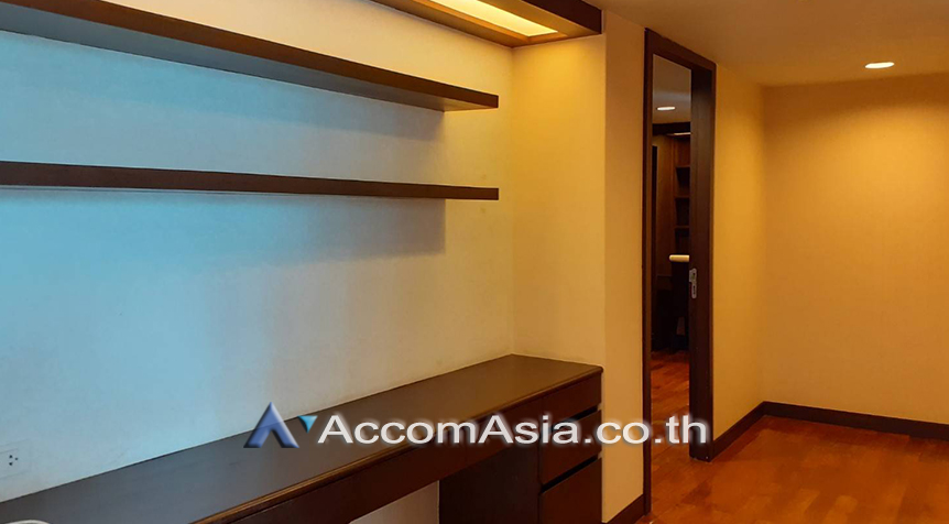 Pet friendly |  2 Bedrooms  Apartment For Rent in Sukhumvit, Bangkok  near BTS Thong Lo (AA28101)