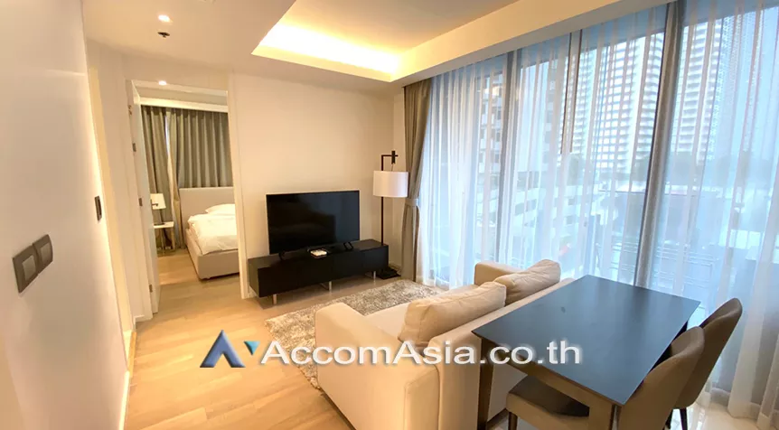  1 Bedroom  Condominium For Rent in Sukhumvit, Bangkok  near BTS Nana (AA28117)