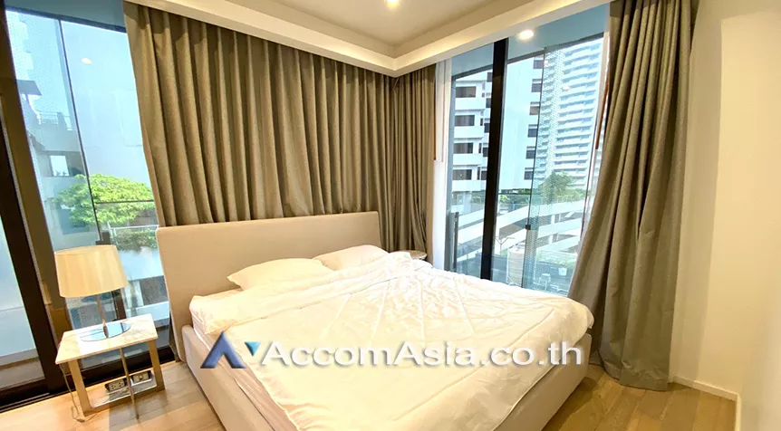  1 Bedroom  Condominium For Rent in Sukhumvit, Bangkok  near BTS Nana (AA28117)