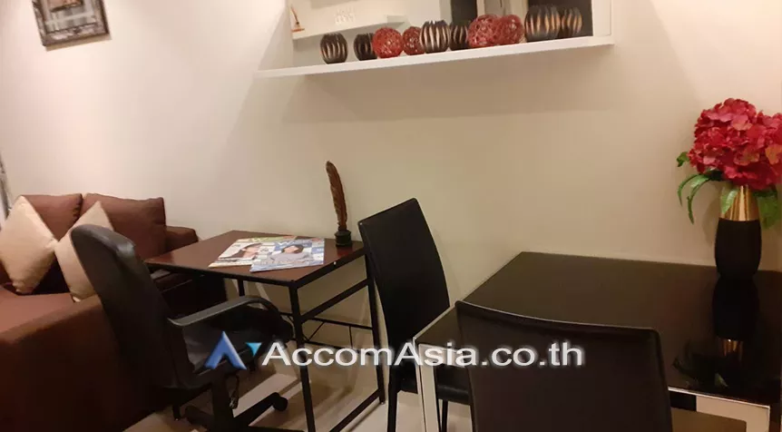  1 Bedroom  Apartment For Rent in Sukhumvit, Bangkok  near BTS Phrom Phong (AA28132)