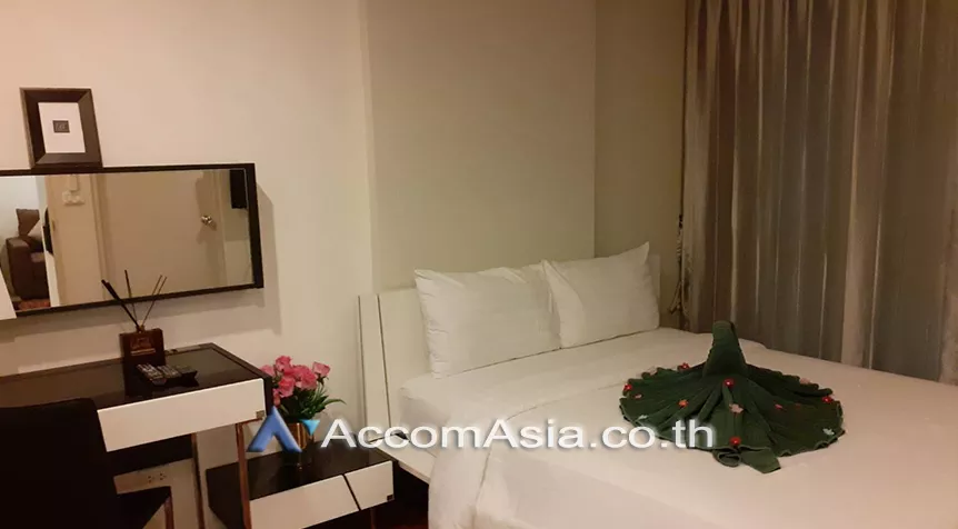  1 Bedroom  Apartment For Rent in Sukhumvit, Bangkok  near BTS Phrom Phong (AA28132)