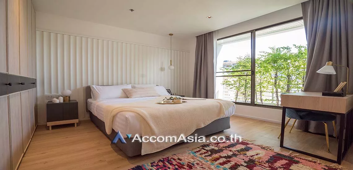  2 Bedrooms  Apartment For Rent in Sukhumvit, Bangkok  near BTS Thong Lo (AA28139)
