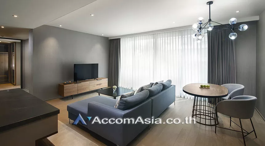  2 Bedrooms  Apartment For Rent in Sukhumvit, Bangkok  near BTS Phrom Phong (AA28145)