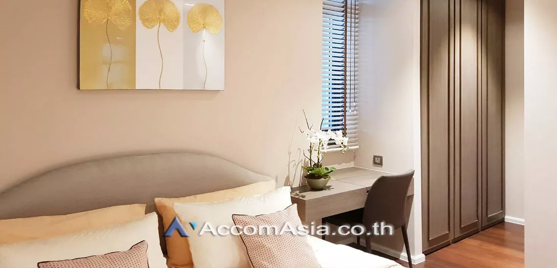  1 Bedroom  Condominium For Rent in Sukhumvit, Bangkok  near BTS Phrom Phong (AA28153)