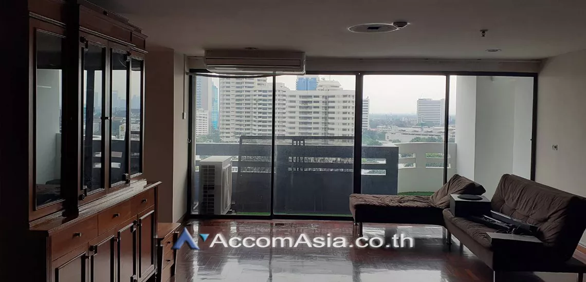 Pet friendly |  3 Bedrooms  Apartment For Rent in Sukhumvit, Bangkok  near BTS Phrom Phong (AA28155)