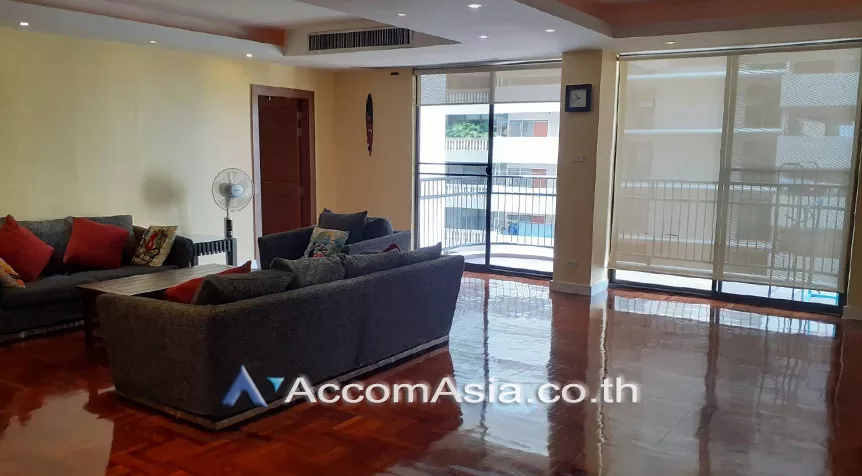  3 Bedrooms  Condominium For Rent in Sukhumvit, Bangkok  near BTS Phrom Phong (24267)