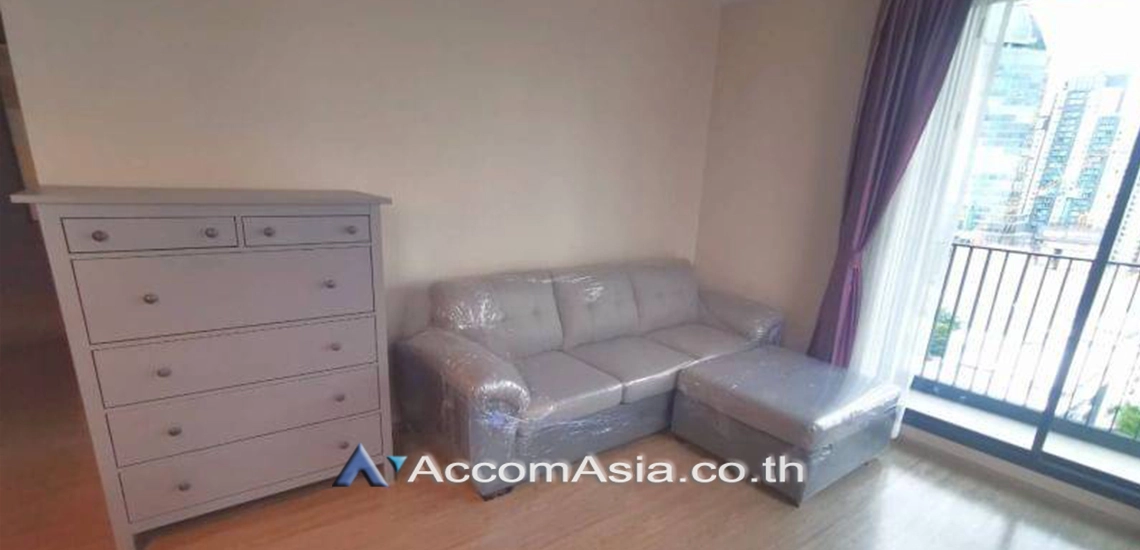  2 Bedrooms  Condominium For Rent in Sukhumvit, Bangkok  near BTS Ekkamai (AA28157)