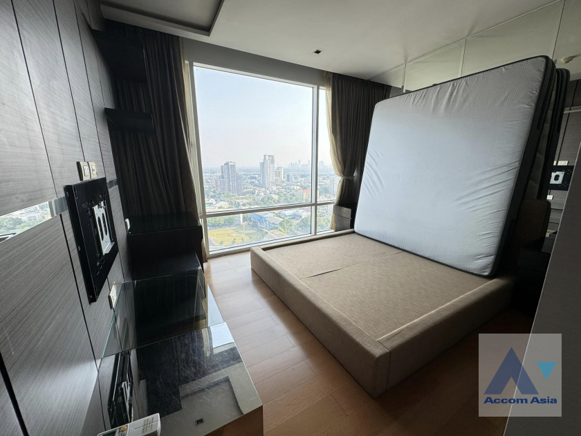 11  3 br Condominium for rent and sale in Sukhumvit ,Bangkok BTS Ekkamai at Fullerton Sukhumvit AA28166