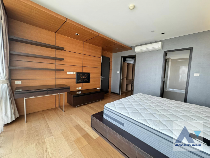 10  3 br Condominium for rent and sale in Sukhumvit ,Bangkok BTS Ekkamai at Fullerton Sukhumvit AA28166