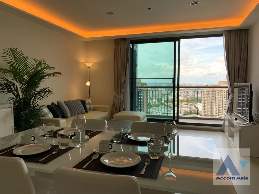 Rhythm Sukhumvit 42 Condominium