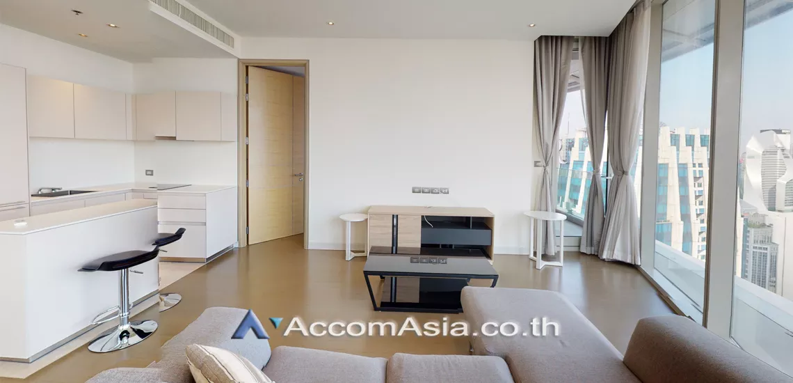  2 Bedrooms  Condominium For Rent in Ploenchit, Bangkok  near BTS Ratchadamri (AA28179)