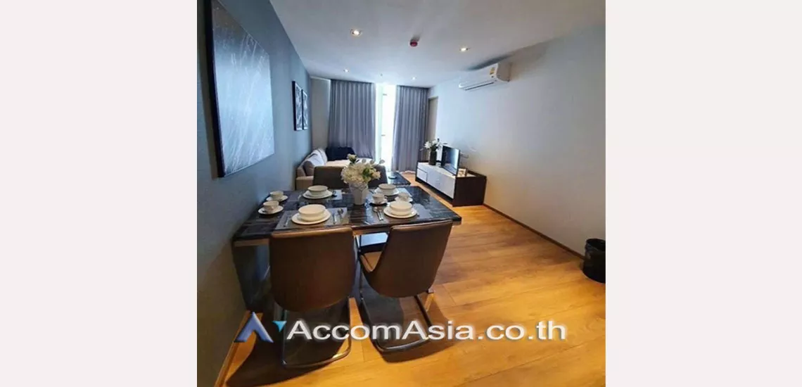  2 Bedrooms  Condominium For Rent in Sukhumvit, Bangkok  near BTS Phrom Phong (AA28218)