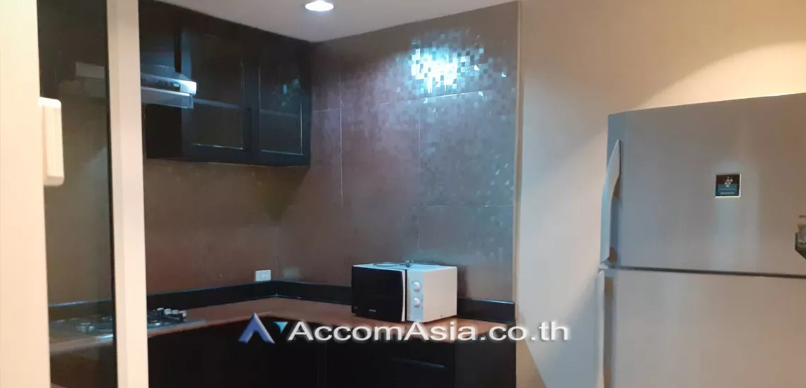 Pet friendly |  3 Bedrooms  Condominium For Rent in Sukhumvit, Bangkok  near BTS Phrom Phong (AA28227)