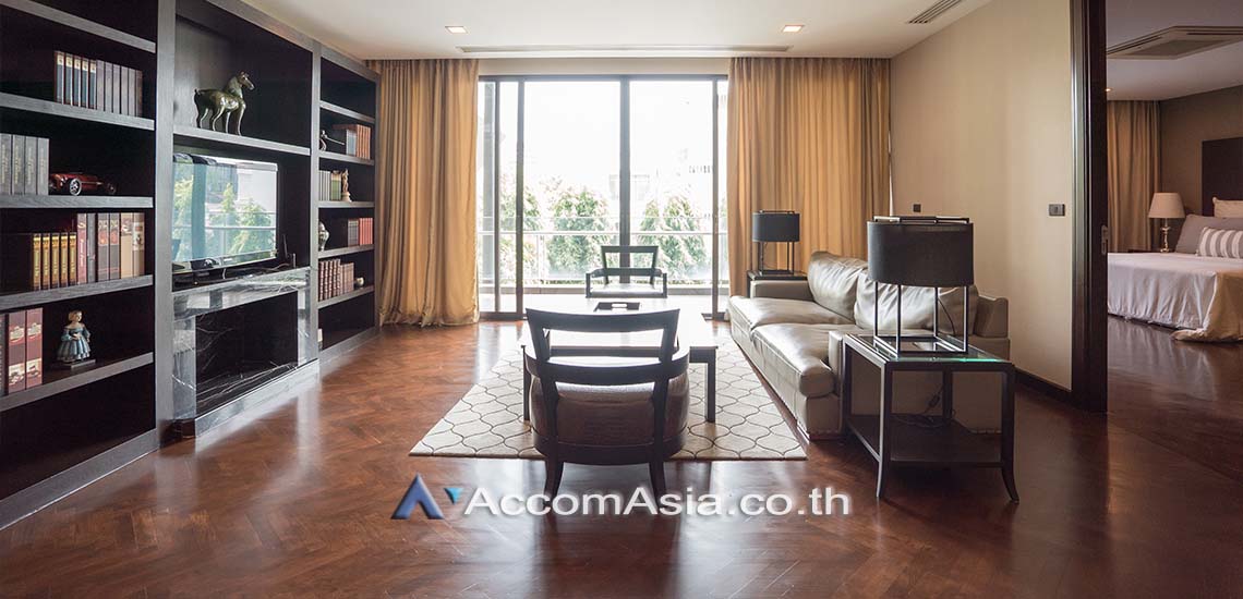 Big Balcony |  2 Bedrooms  Apartment For Rent in Sukhumvit, Bangkok  near BTS Ekkamai (AA28253)