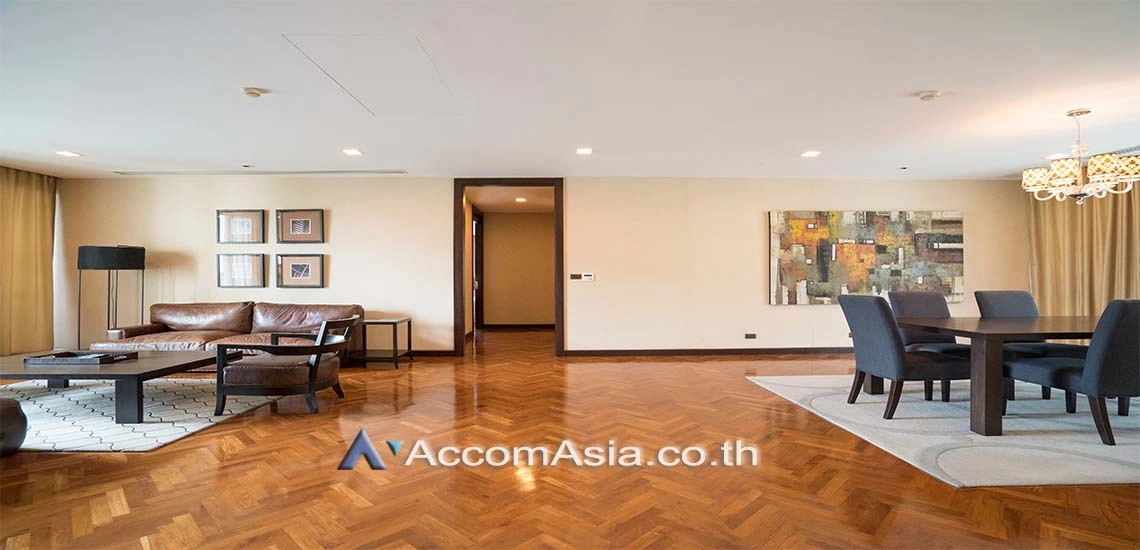 Big Balcony |  2 Bedrooms  Apartment For Rent in Sukhumvit, Bangkok  near BTS Ekkamai (AA28254)