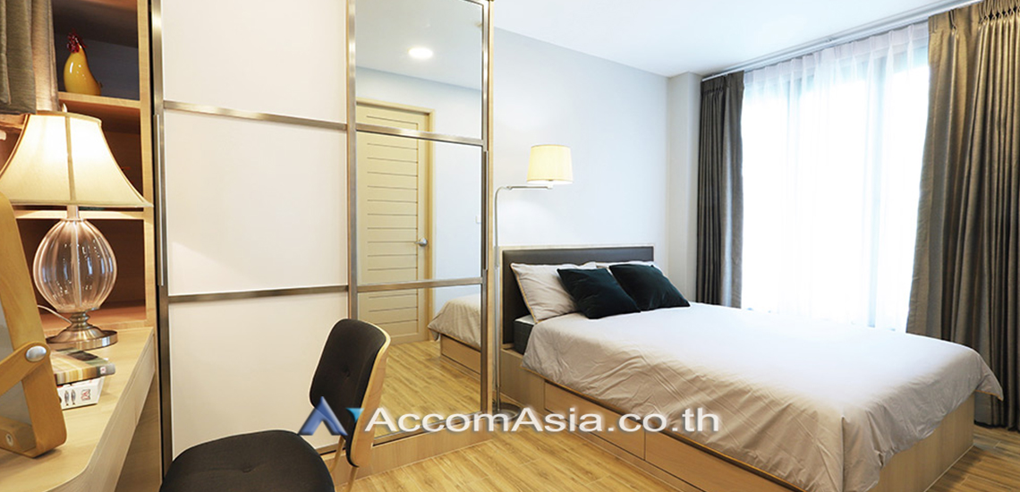 Pet friendly |  3 Bedrooms  Apartment For Rent in Sukhumvit, Bangkok  near BTS Asok (AA28274)