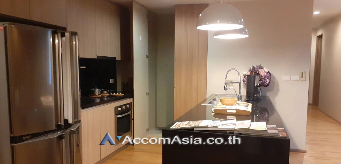  3 Bedrooms  Apartment For Rent in Sukhumvit, Bangkok  near BTS Asok - MRT Sukhumvit (AA28322)