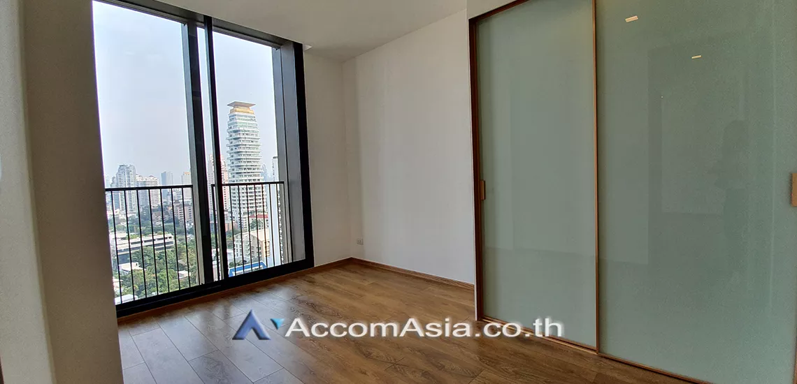  2 Bedrooms  Condominium For Rent in Sukhumvit, Bangkok  near BTS Phrom Phong (AA28334)