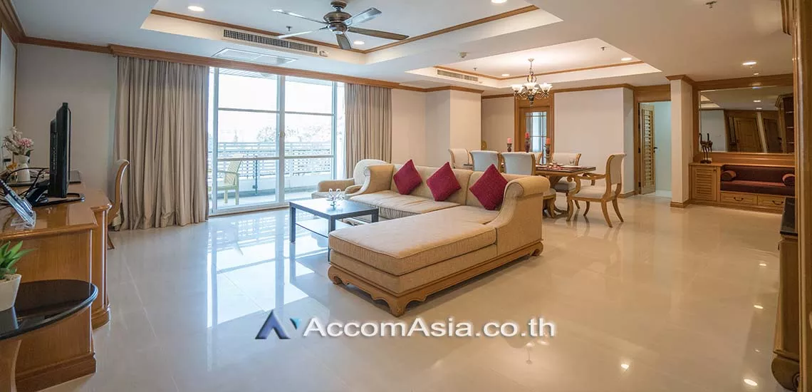  2 Bedrooms  Apartment For Rent in Sukhumvit, Bangkok  near BTS Phrom Phong (AA28336)