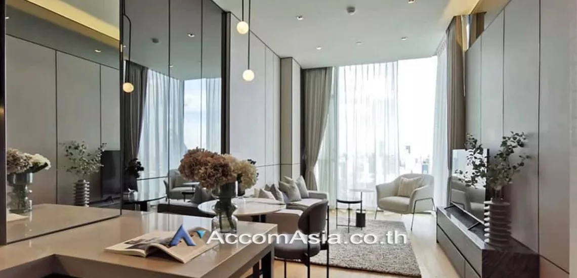  1 Bedroom  Condominium For Rent in Ploenchit, Bangkok  near BTS Chitlom (AA28372)