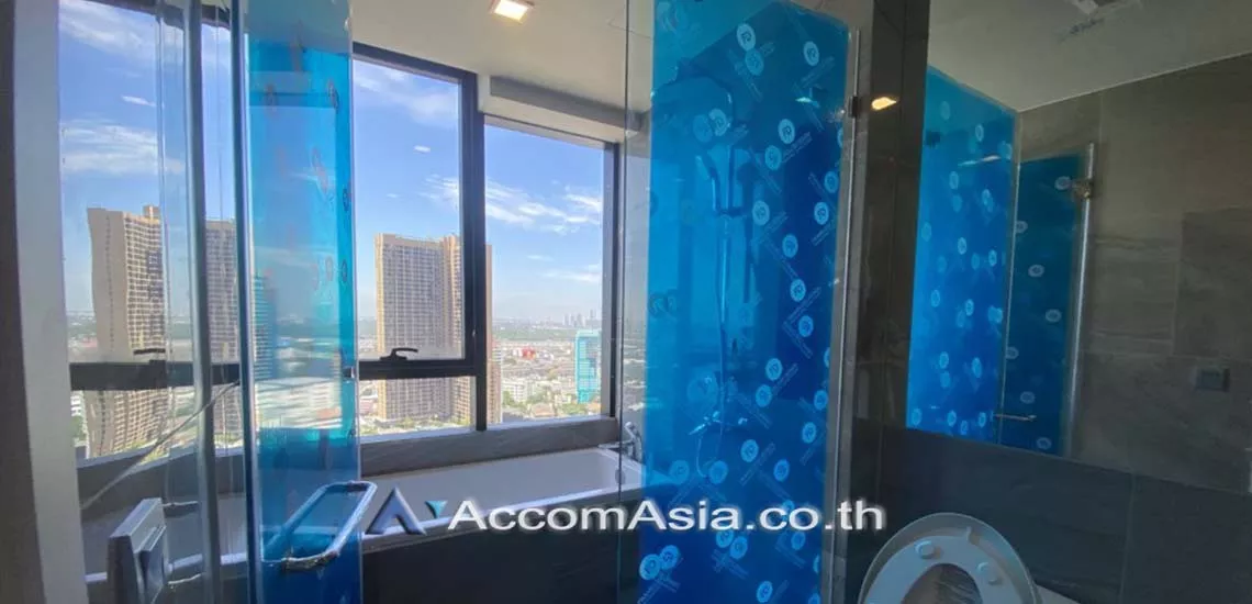  2 Bedrooms  Condominium For Sale in Sukhumvit, Bangkok  near BTS Thong Lo (AA28385)