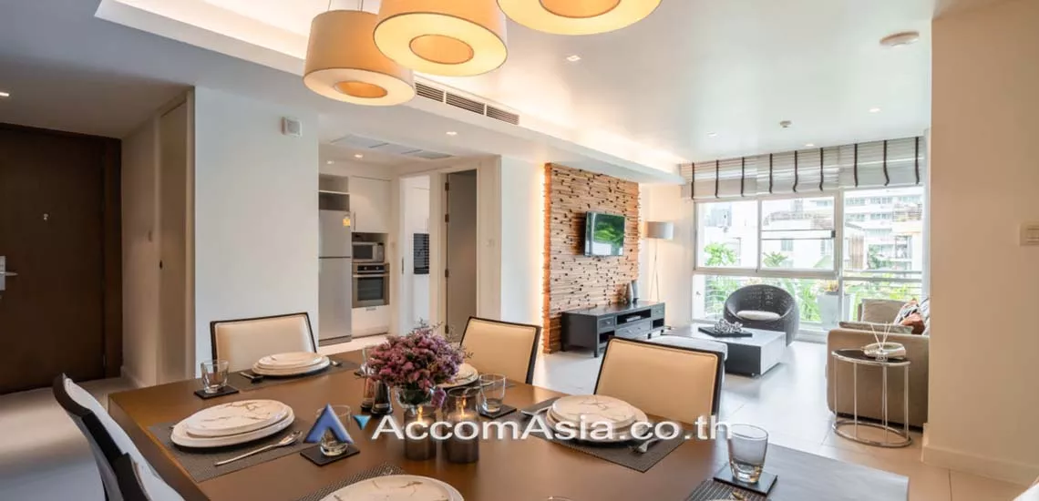 Pet friendly |  3 Bedrooms  Apartment For Rent in Sukhumvit, Bangkok  near BTS Thong Lo (AA28386)