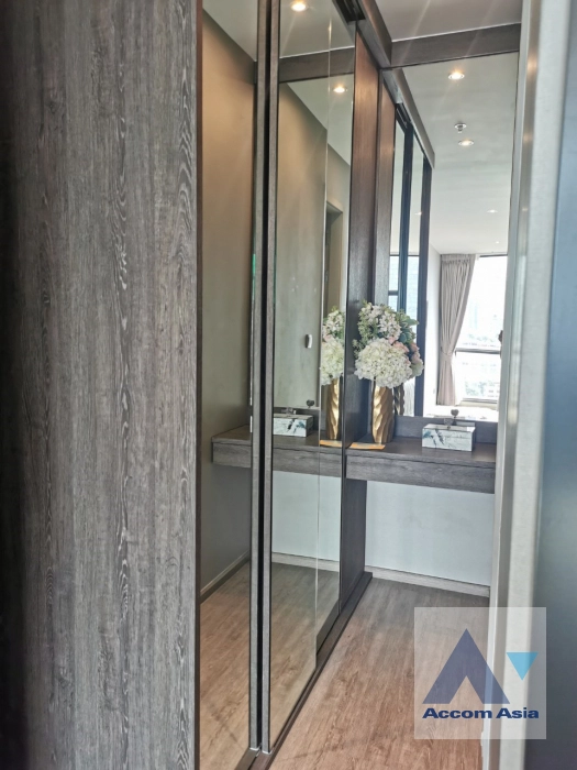 13  2 br Condominium For Sale in Sukhumvit ,Bangkok BTS Ekkamai at Rhythm Ekkamai AA28397