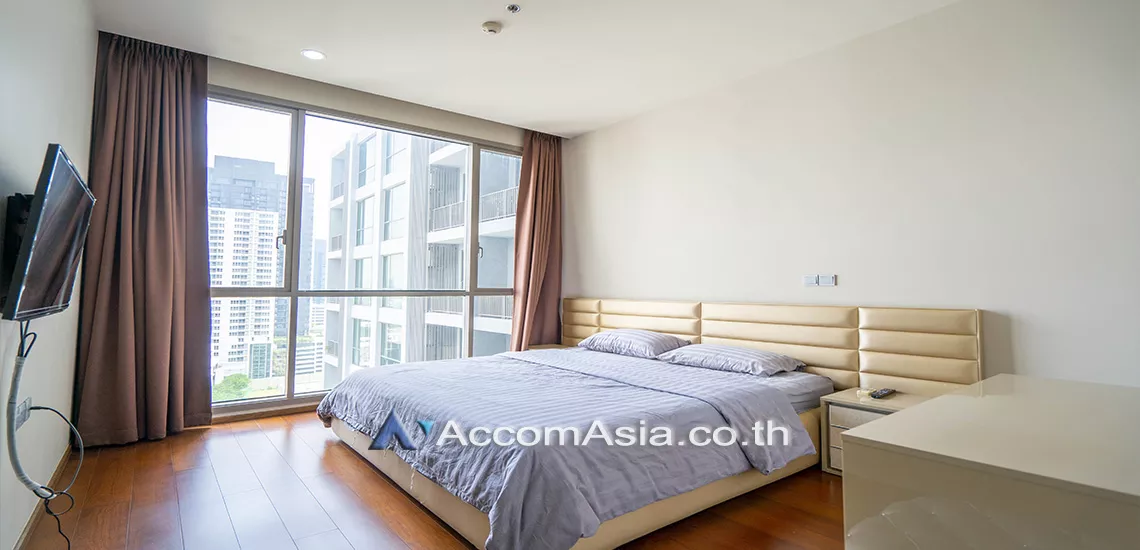 Corner Unit |  2 Bedrooms  Condominium For Rent & Sale in Sukhumvit, Bangkok  near BTS Thong Lo (AA28403)