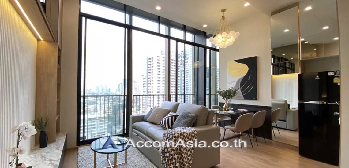  2 Bedrooms  Condominium For Rent in Sukhumvit, Bangkok  near BTS Phrom Phong (AA28415)