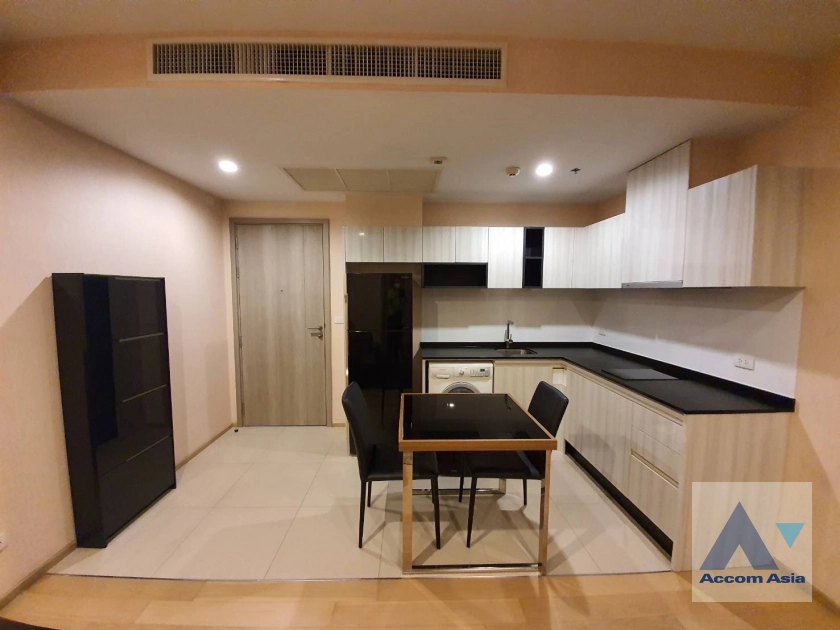  1 Bedroom  Condominium For Rent in Sukhumvit, Bangkok  near BTS Thong Lo (AA28428)