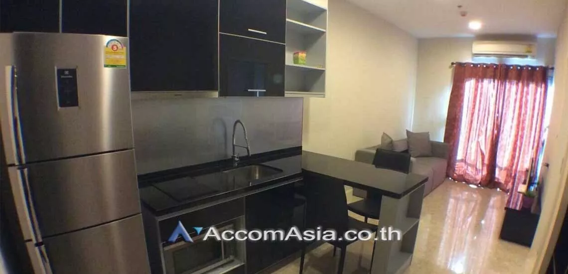  1 Bedroom  Condominium For Rent in Sukhumvit, Bangkok  near BTS Thong Lo (AA28431)