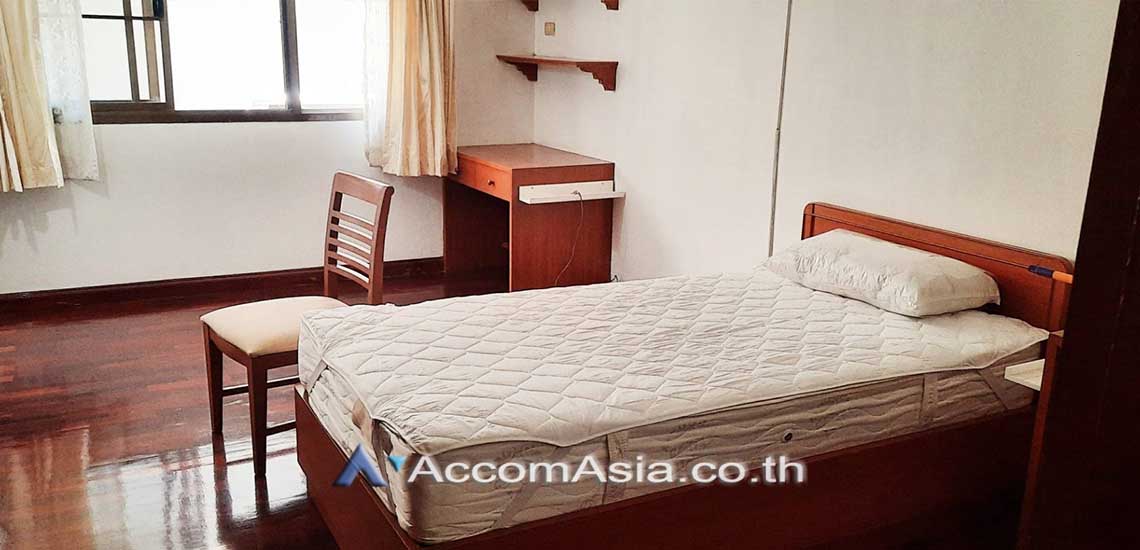 5  3 br Apartment For Rent in Sukhumvit ,Bangkok BTS Nana at Apartment in Watthana AA28433