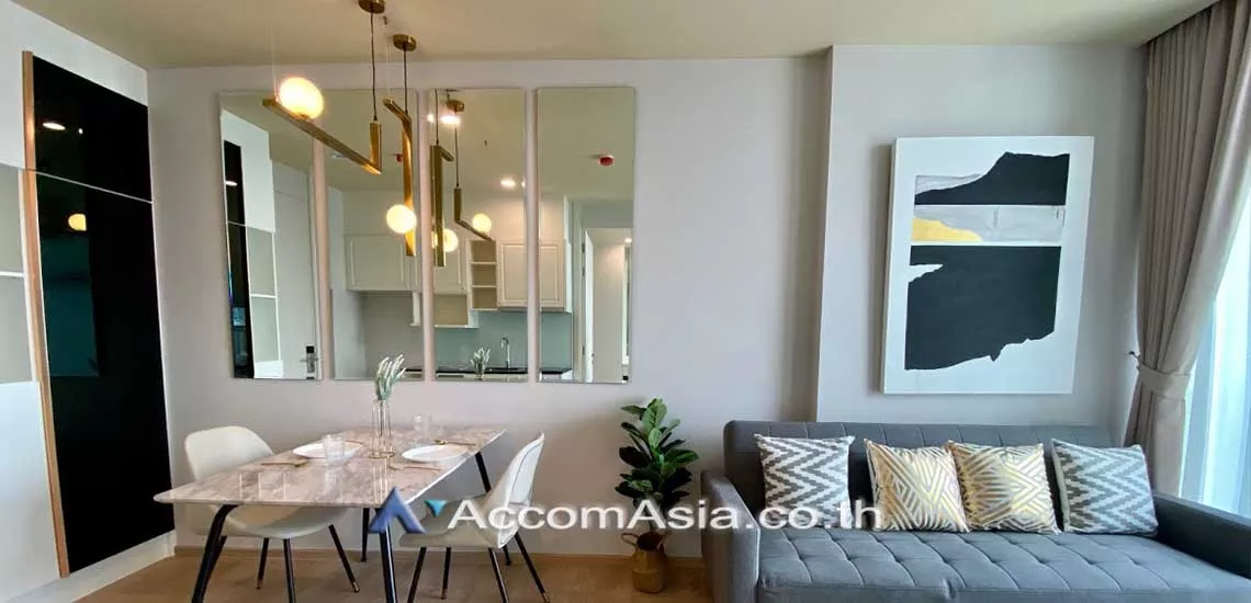  1 Bedroom  Condominium For Rent in Sukhumvit, Bangkok  near BTS Asok - MRT Sukhumvit (AA28440)