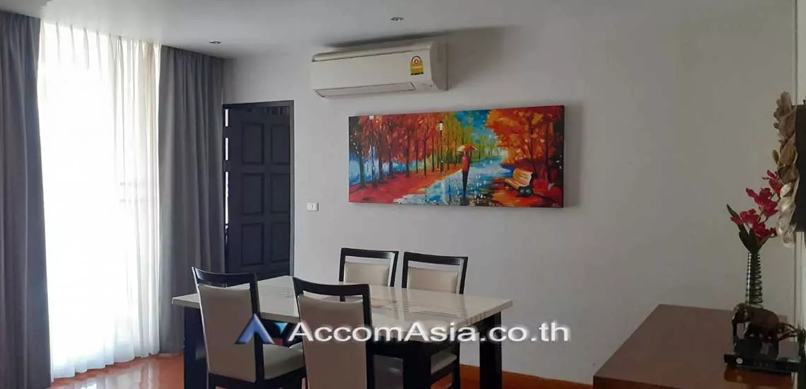  2 Bedrooms  Condominium For Sale in Sukhumvit, Bangkok  near BTS Asok - MRT Sukhumvit (AA28450)