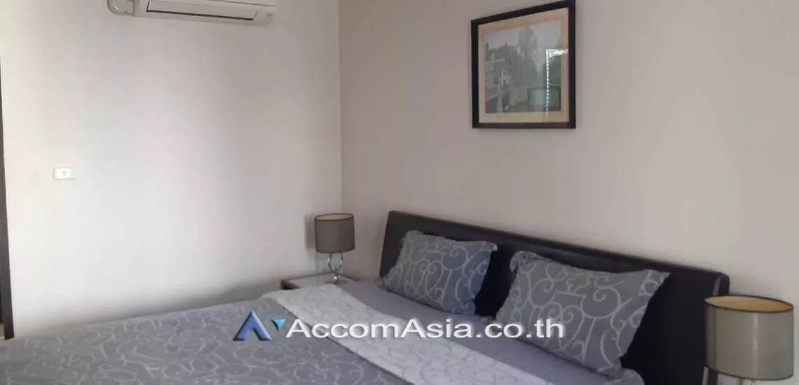  2 Bedrooms  Condominium For Sale in Sukhumvit, Bangkok  near BTS Asok - MRT Sukhumvit (AA28450)