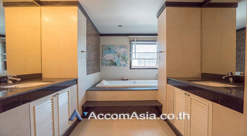 17  4 br Condominium For Rent in Sukhumvit ,Bangkok BTS Ekkamai at Baan Ananda AA28534