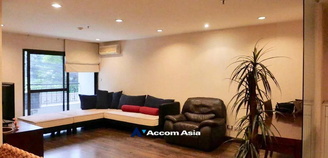 Silom City Resort Condominium  3 Bedroom for Sale BTS Chong Nonsi in Silom Bangkok
