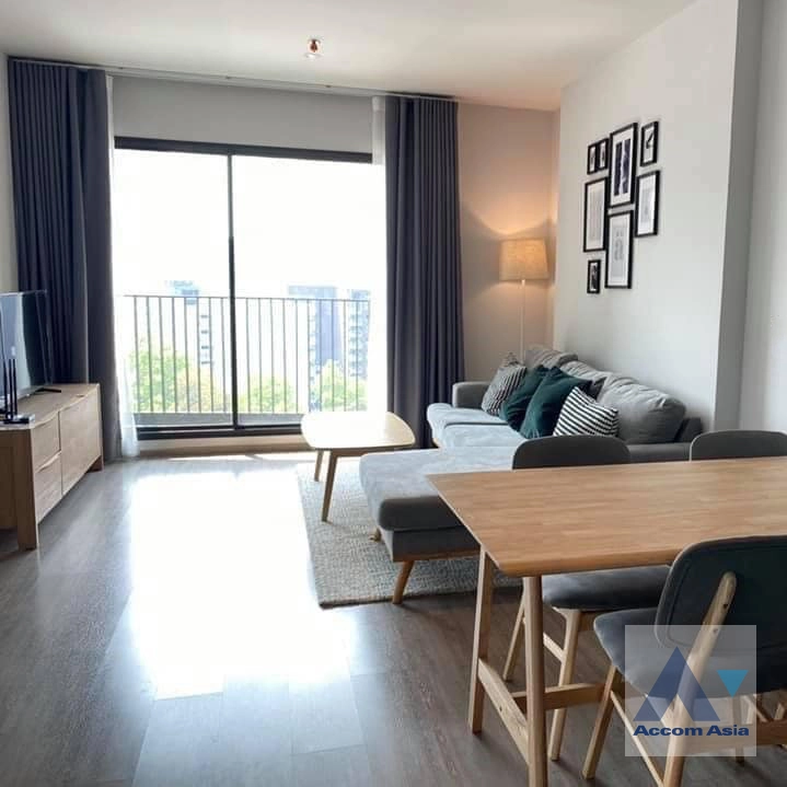  2 Bedrooms  Condominium For Rent in Sukhumvit, Bangkok  near BTS Ekkamai (AA28945)