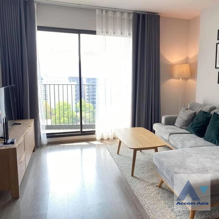  2 Bedrooms  Condominium For Rent in Sukhumvit, Bangkok  near BTS Ekkamai (AA28945)