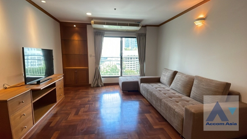  3 Bedrooms  Condominium For Rent & Sale in Sukhumvit, Bangkok  near BTS Nana (AA28948)