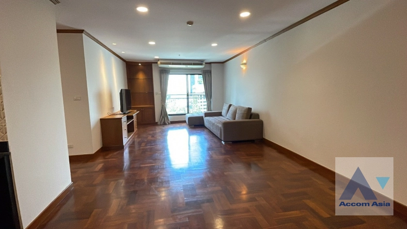  3 Bedrooms  Condominium For Rent & Sale in Sukhumvit, Bangkok  near BTS Nana (AA28948)