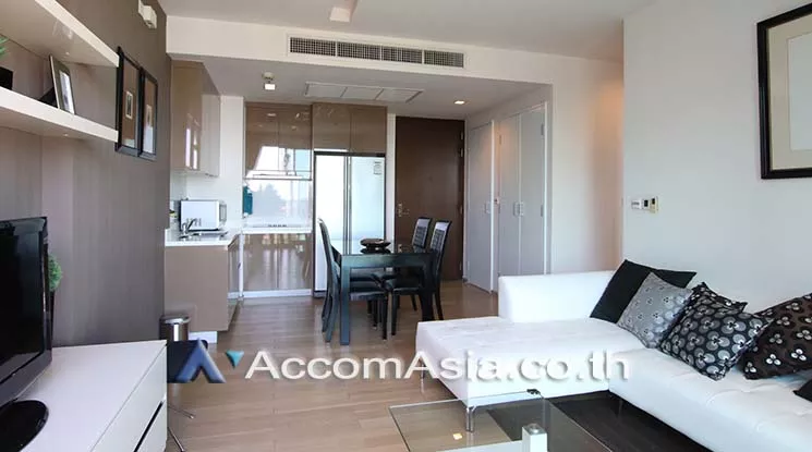  2 Bedrooms  Condominium For Sale in Sukhumvit, Bangkok  near BTS Thong Lo (AA29017)