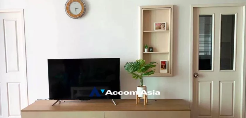  1 Bedroom  Condominium For Rent in Sukhumvit, Bangkok  near BTS Phrom Phong (AA29092)