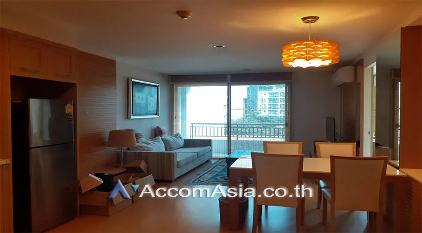  2 Bedrooms  Condominium For Sale in Sukhumvit, Bangkok  near BTS Ekkamai (AA29122)