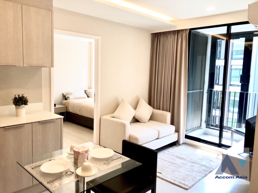  2 Bedrooms  Condominium For Rent & Sale in Sukhumvit, Bangkok  near BTS Thong Lo (AA29325)