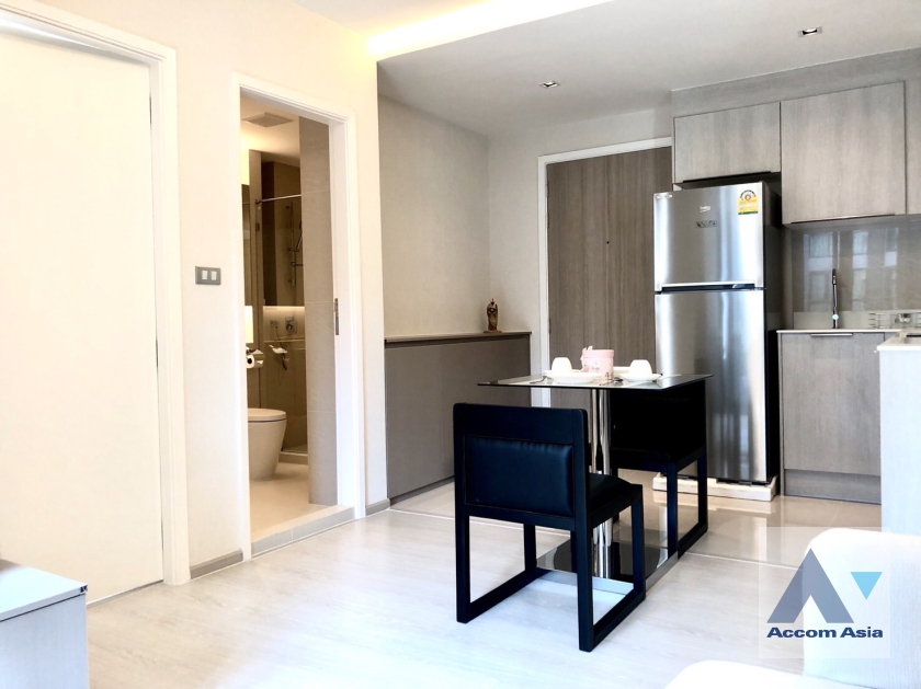  2 Bedrooms  Condominium For Rent & Sale in Sukhumvit, Bangkok  near BTS Thong Lo (AA29325)