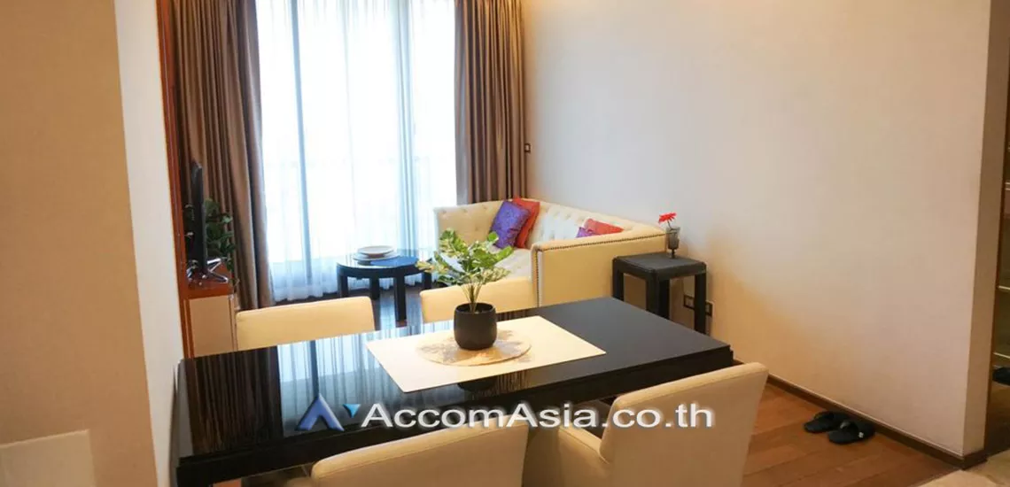  2 Bedrooms  Condominium For Rent in Sukhumvit, Bangkok  near BTS Phrom Phong (AA29412)