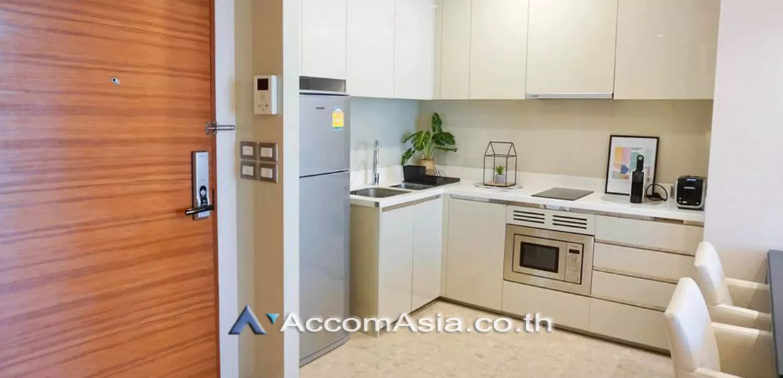  2 Bedrooms  Condominium For Rent in Sukhumvit, Bangkok  near BTS Phrom Phong (AA29412)