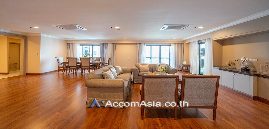 Pet friendly |  3 Bedrooms  Apartment For Rent in Sukhumvit, Bangkok  near BTS Asok - MRT Sukhumvit (AA29415)