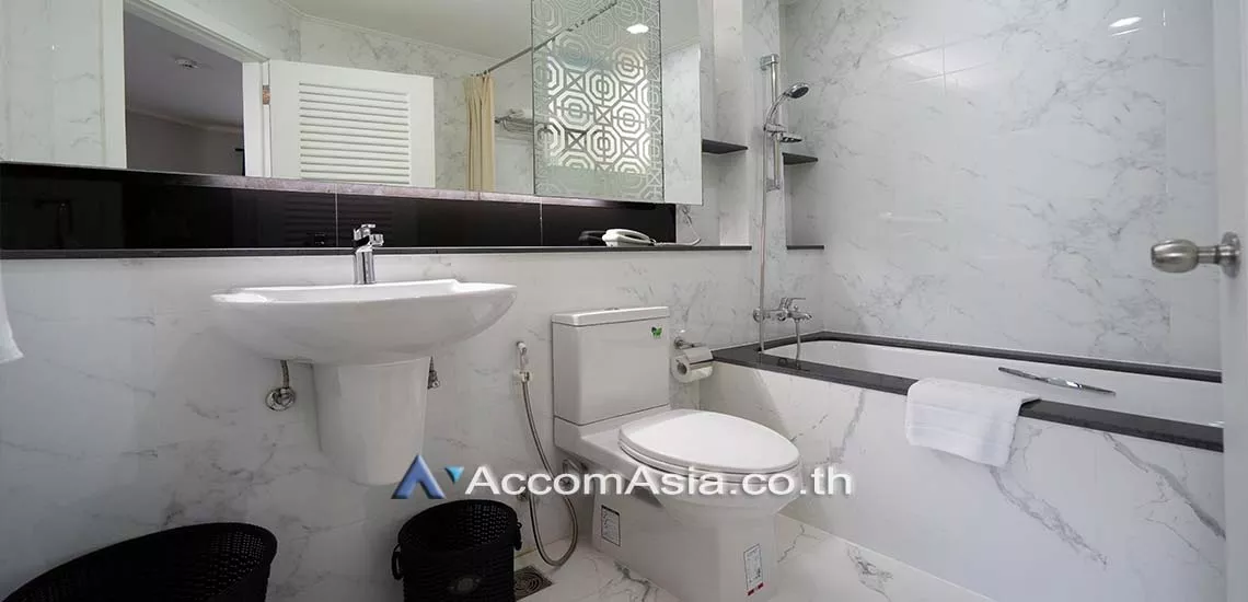 5  1 br Apartment For Rent in Sukhumvit ,Bangkok BTS Phrom Phong at Comfortable for living AA29432